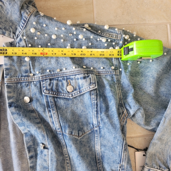 Beaded rhinestone Jean jacket - Picture 5 of 7